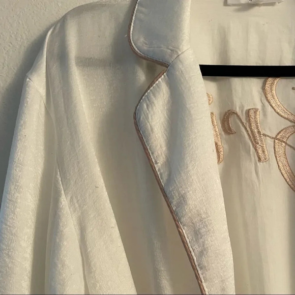 Misguided white satin embroidery Bride robe - Picture 9 of 15